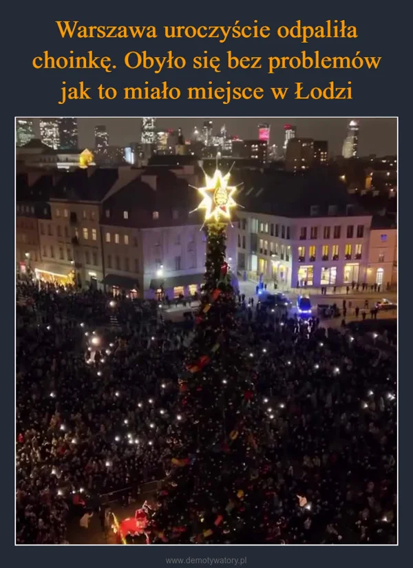 Warszawa uroczyście odpaliła choinkę. Obyło się bez problemów jak to miało miejsce w Łodzi