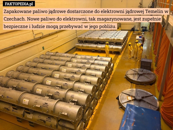 Zapakowane paliwo jądrowe dostarczone do elektrowni jądrowej Temelín w Czechach.