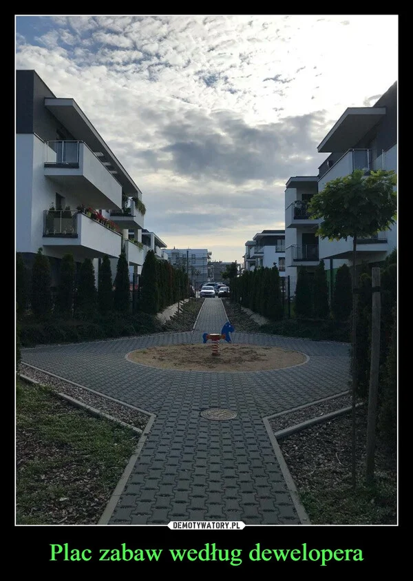 Plac zabaw według dewelopera