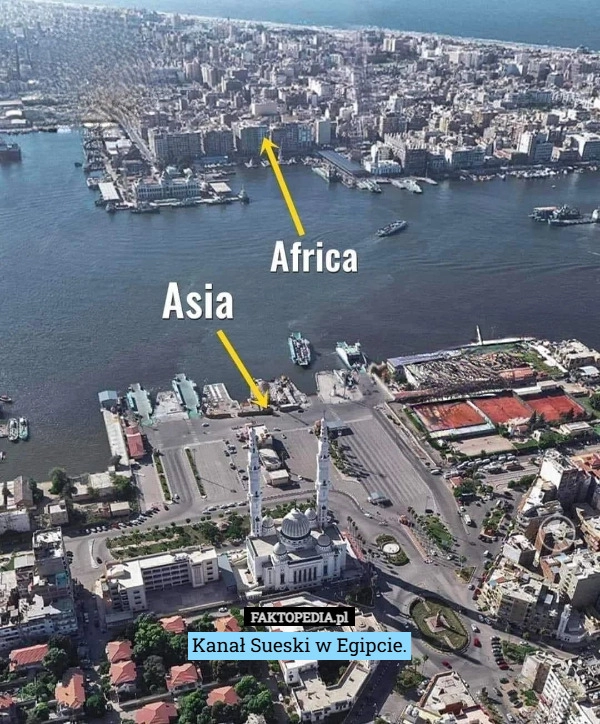 Kanał Sueski w Egipcie.