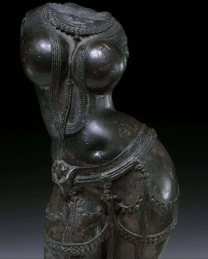 9th century female torso from india