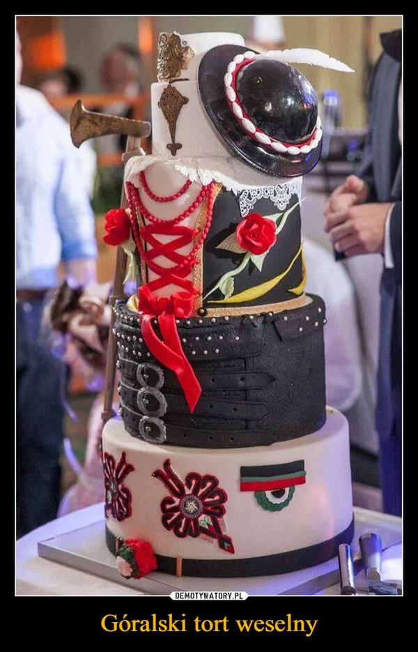 Góralski tort weselny