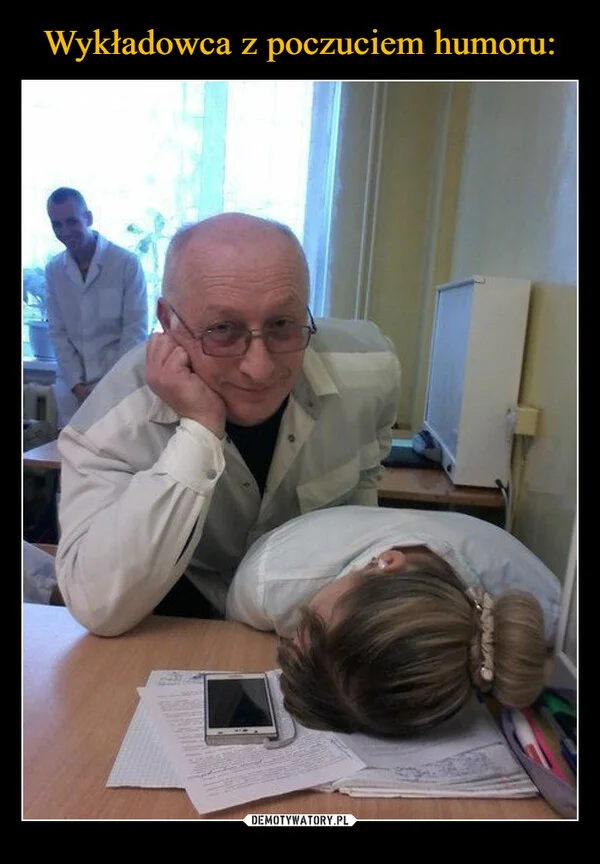 Wykładowca z poczuciem humoru: