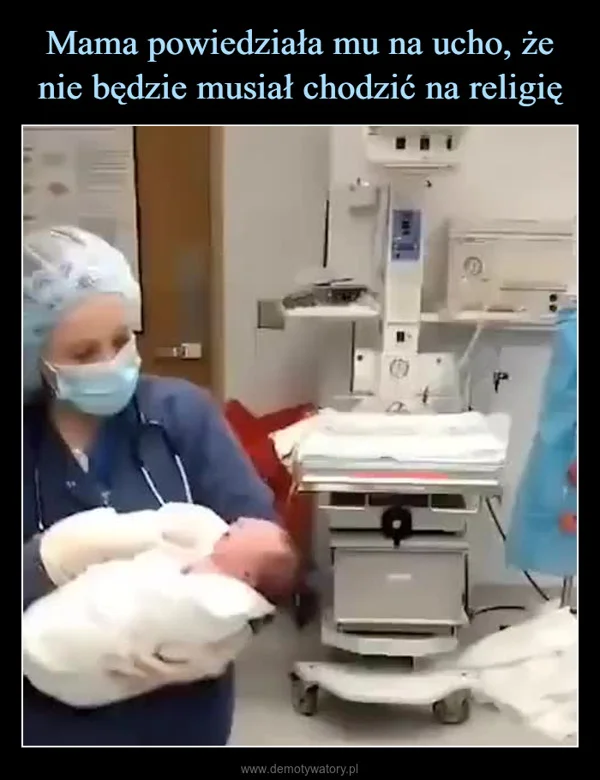 Mama powiedziała mu na ucho, że nie będzie musiał chodzić na religię