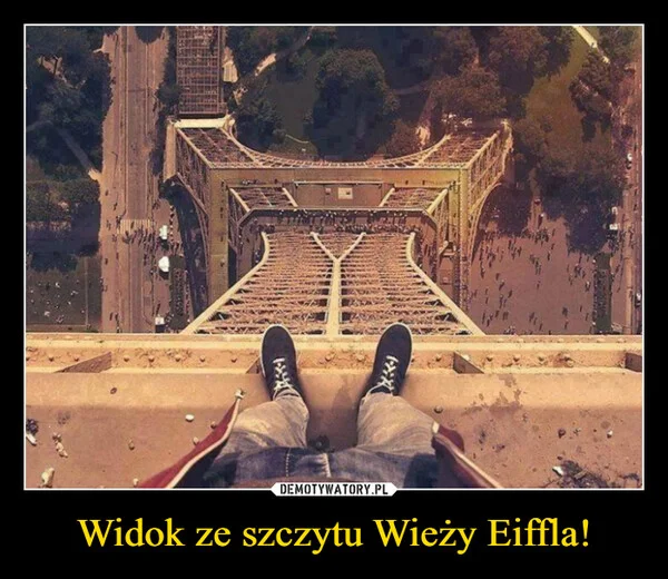 Widok ze szczytu Wieży Eiffla!