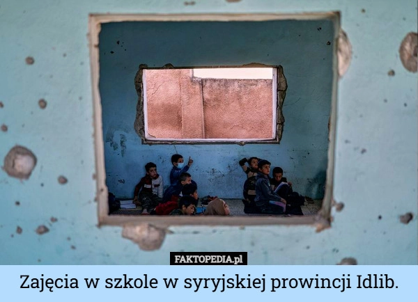 Zajęcia w szkole w syryjskiej prowincji Idlib.